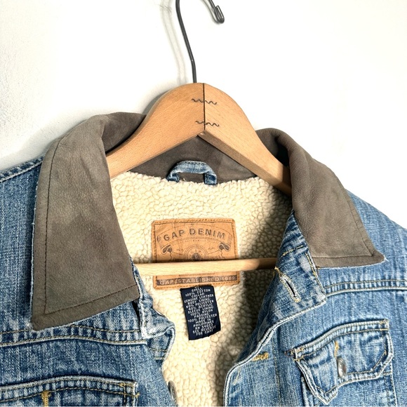 Gap | Vintage Leather Collar Sherpa Lined Crop Trucker Jean Jacket Size Medium - Picture 4 of 11